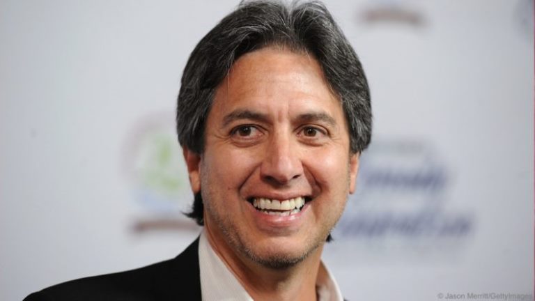 Ray Romano Wife, Kids, Brother, Family, Height, Net Worth