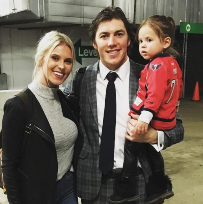 TJ Oshie Wife, Girlfriend, Daughter, Family, Salary, Height