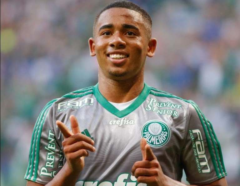 Gabriel Jesus Height, Weight, Body Stats, Family, Biography, Other Facts