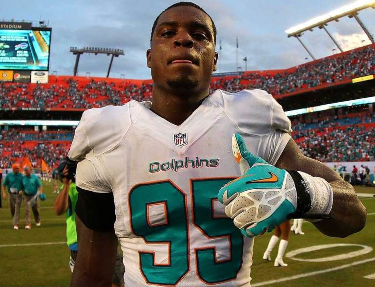 Dion Jordan Biography, Height, Measurements, Parents, and Family