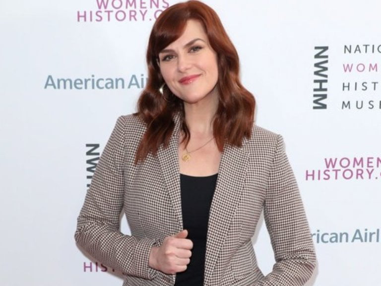 Who Is Sara Rue: Kevin Price Wife? Here’s A History Of How She Lost 50 Pounds